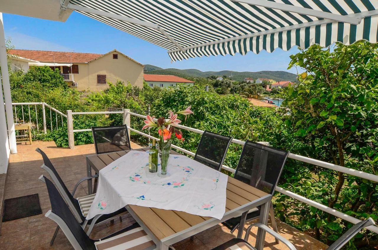 Holiday Home Lovište Eksteriør billede